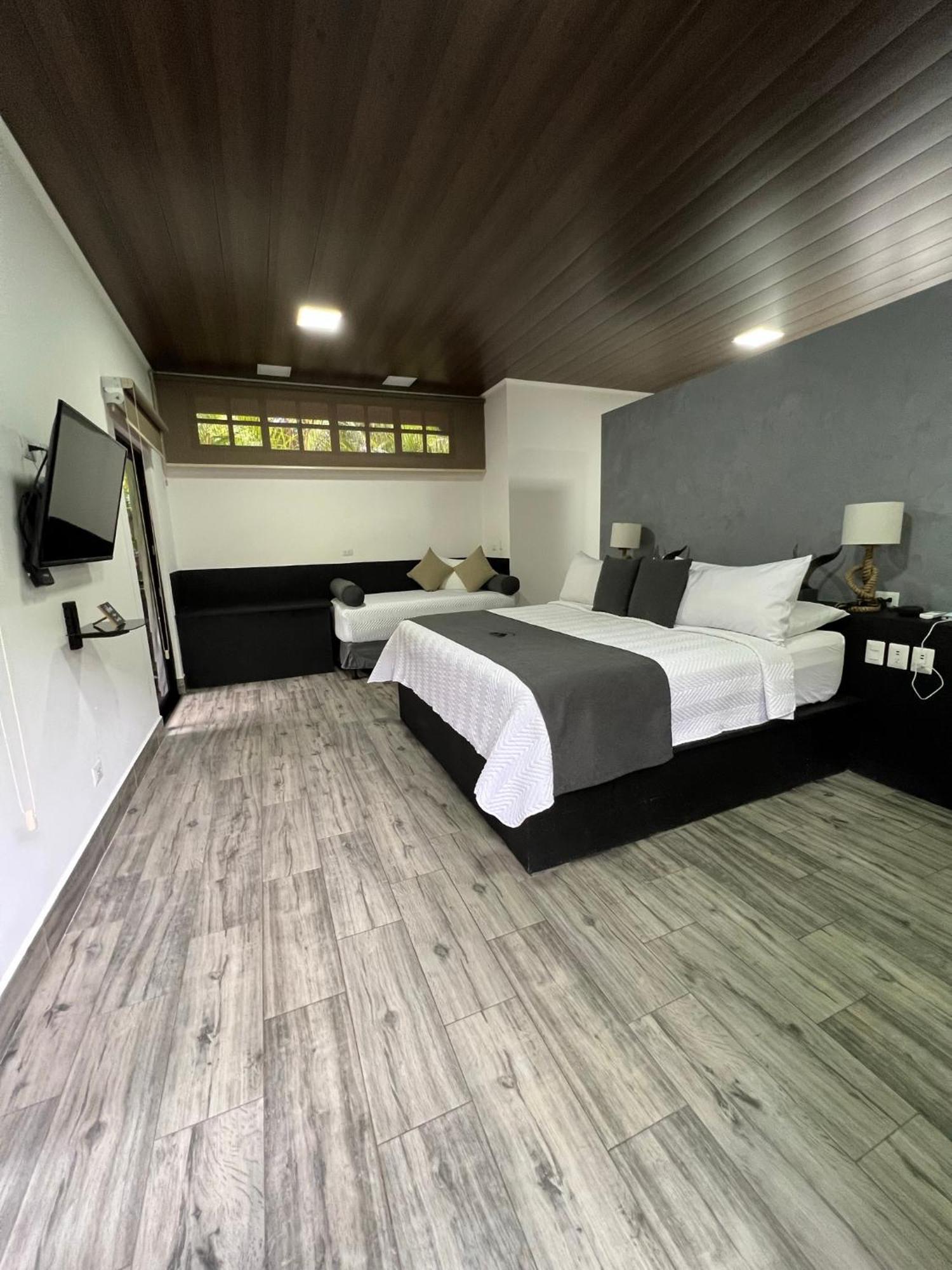 Hotel Boutique Casa Del Rio La Fortuna Eksteriør bilde